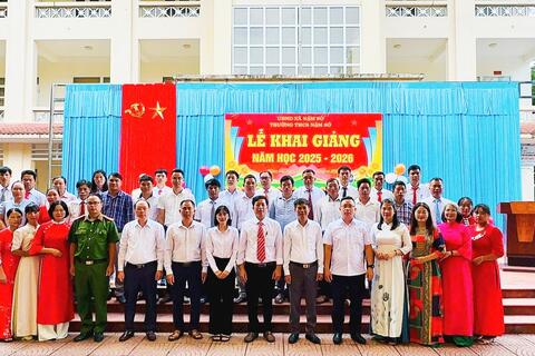 KHAI GIẢNG NĂM HỌC MỚI 2025 - 2026 TRÊN ĐỊA BÀN XÃ NẬM SỎ