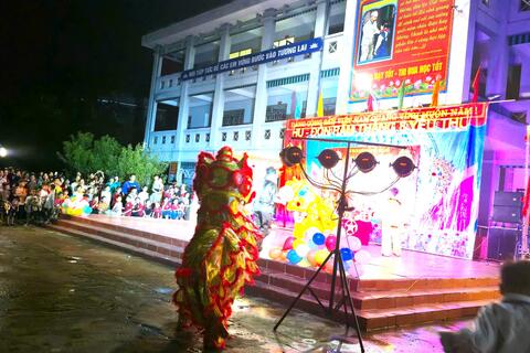 🎑 XÃ NẬM SỎ TỔ CHỨC “ĐÊM HỘI TRĂNG RẰM 2025” – VUI TẾT TRUNG THU CÙNG THIẾU NHI 🌕