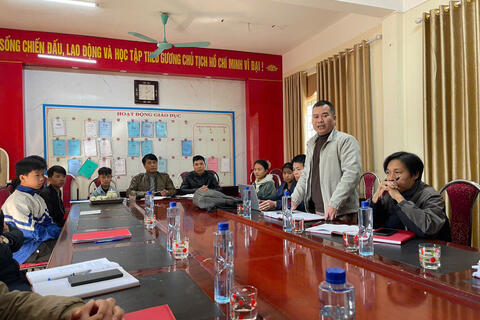 LÃNH ĐẠO UBND XÃ NẬM SỎ THĂM, ĐỘNG VIÊN NHÀ TRƯỜNG VÀ CÁC THÍ SINH THAM GIA CUỘC THI KHOA HỌC, KỸ THUẬT CẤP TỈNH