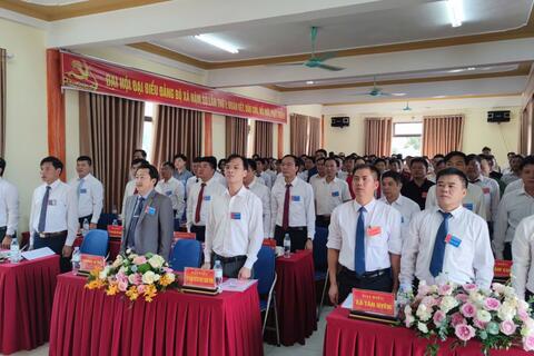 <a href="/tin-tuc-su-kien/tin-chinh-tri" title="Tin Chính trị" rel="dofollow">Tin chính trị</a>